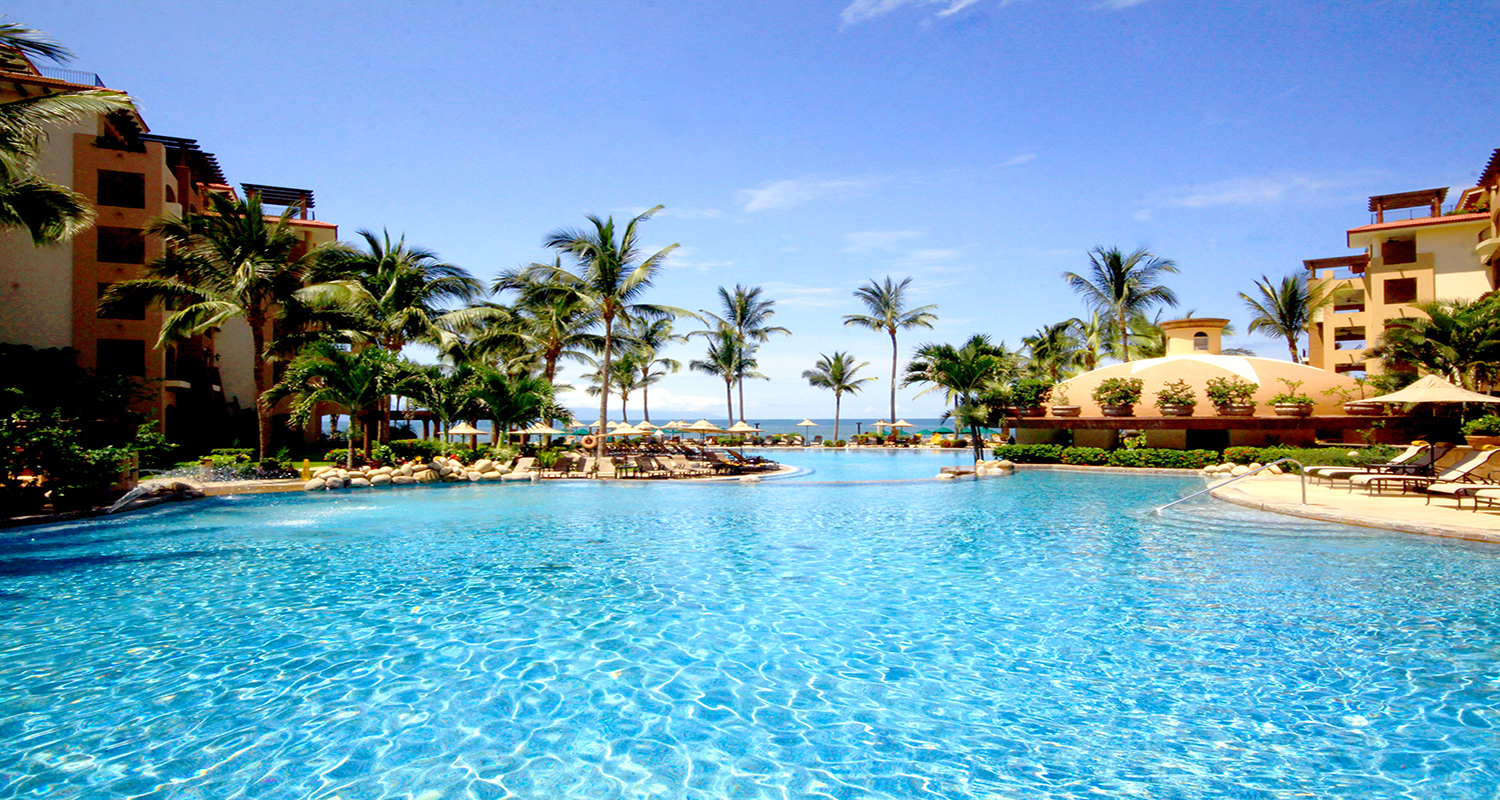 Villa La Estancia Resort